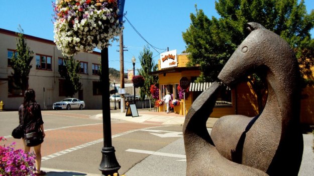 Horse Statue Roseburg Oregon