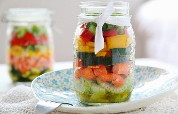 Veggie Salad with Lemon Dressing | Mason Jar Salad Recipes