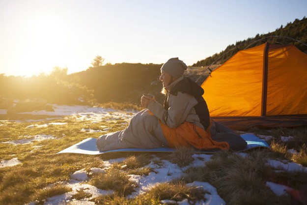 Stay Warm In Sleeping Bag | 8 Survival Tactics For Off Grid Living