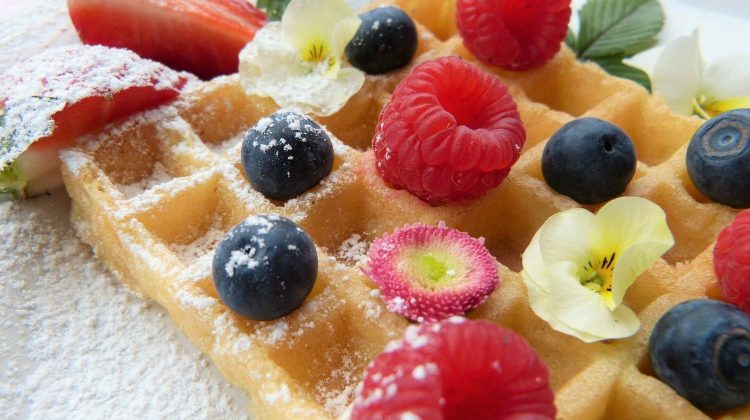 Feature | Waffle fruit icing sugar sweet | Easy Sugar Free Recipes For Your New Year Diet