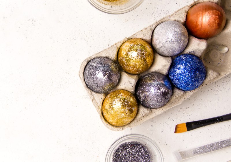 diy easter eggs painted sparkles on | cool easter egg designs