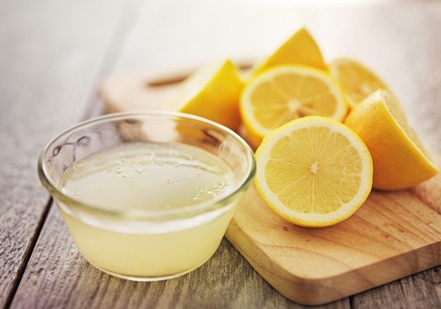 7 DIY Natural Cleaning Products | Simple Home Solutions | Lemon Juice and Lemons