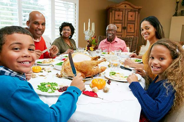 Snap Photos With The Whole Gang | Thanksgiving Traditions Every Family Should Do
