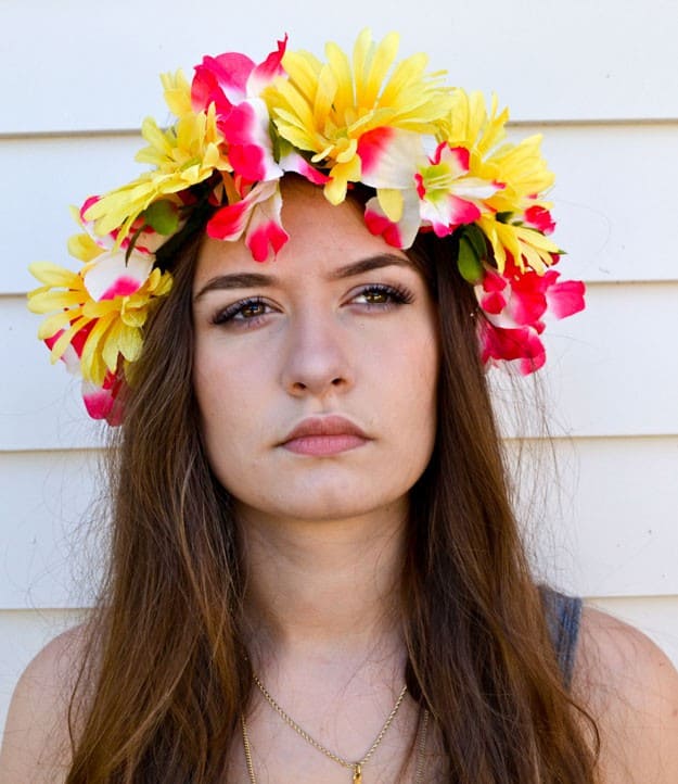 DIY Flower Crown | Fat Tuesday Party Ideas for Mardi Gras 