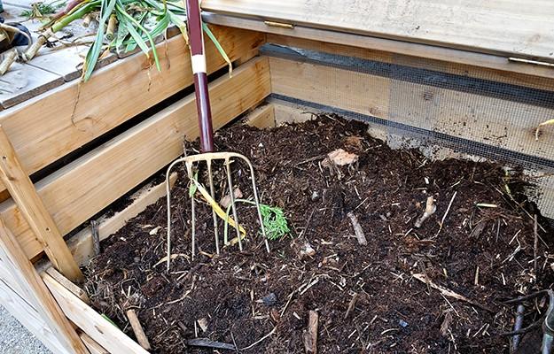 How To Compost | Homesteading Hacks Every Homesteader Should Know