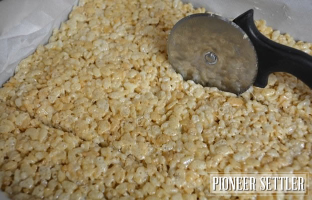 Use Pizza Cutter | How to Make Rice Krispie Treats
