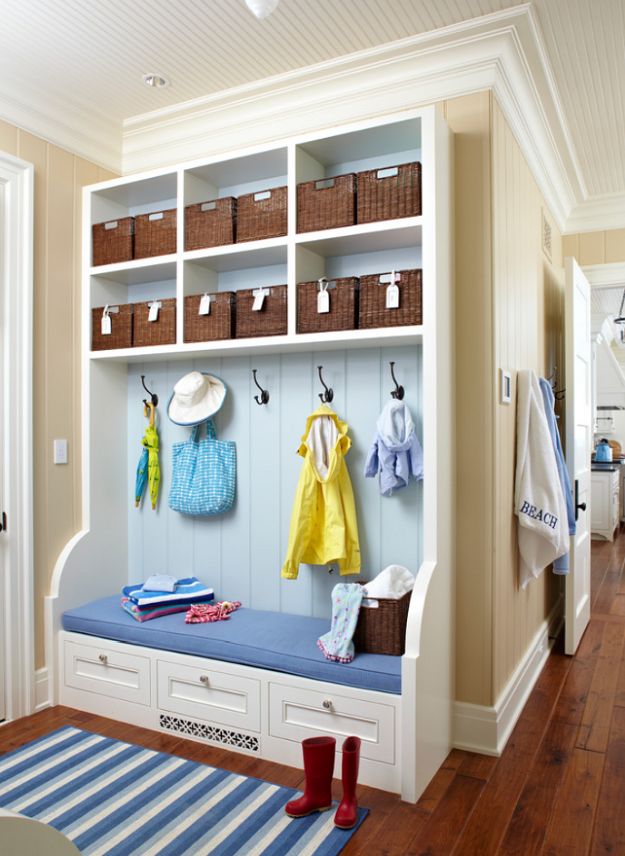 14 Mudroom Ideas Featuring Sustainable Materials: Materials Count | Homesteading Today Ideas To Get You Started