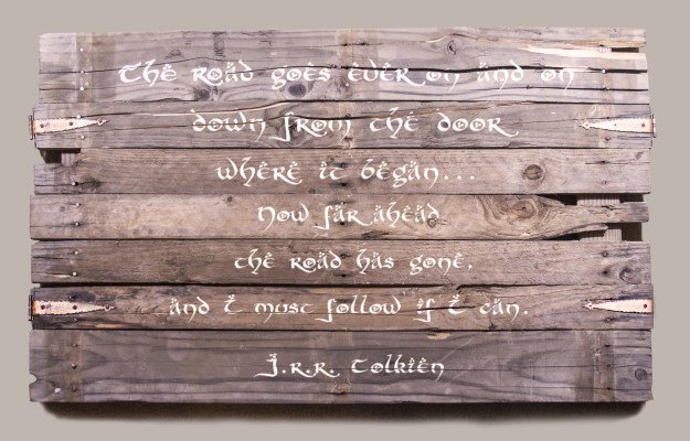 Pallet Sign | Pallet Projects To Use Around The Homestead