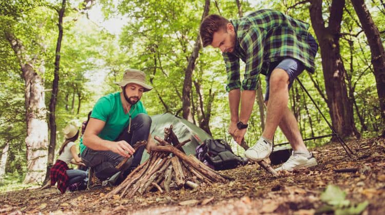 Wilderness Survival: How To Prevent Injury During Emergencies Off Grid