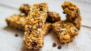 Feature | Granola bars on wooden background | Energy Bar Recipes For A Healthy Afternoon Pick Me Up