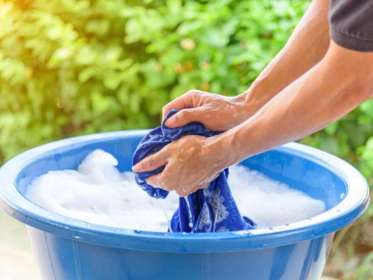 How to Hand Wash Clothes for Homestead Living | Homesteading Simple Self  Sufficient Off-The-Grid | Homesteading.com