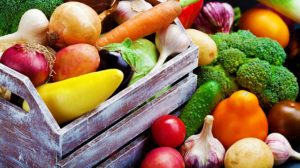 Wooden box with autumn harvest farm vegetables and root crops | Fall Harvest Crops | Vegetables To Grow This Season | featured