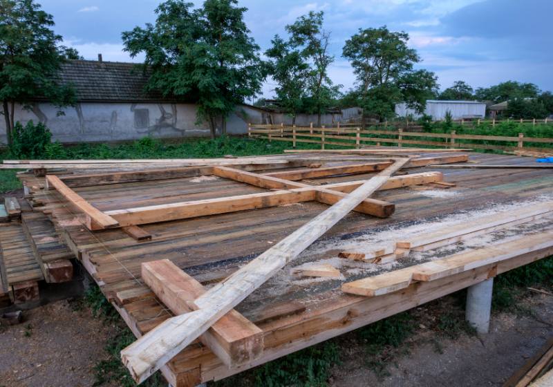 wooden support beams template frame house | how to build a primitive log cabin