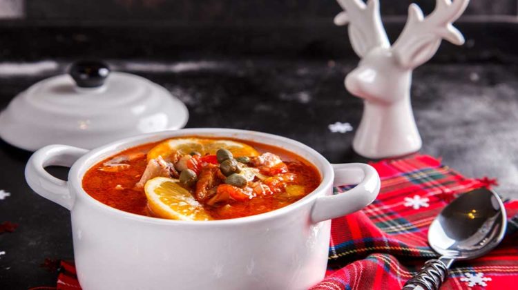 Christmas soup | Hearty Soup Recipes To Warm You Up On Christmas Evening | featured