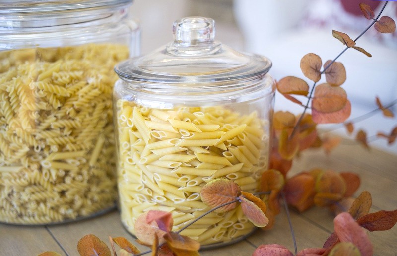 glass jar pasta | Different Ways To Organize Kitchen Pantry That Are Easy To Manage | how to organize kitchen pantry