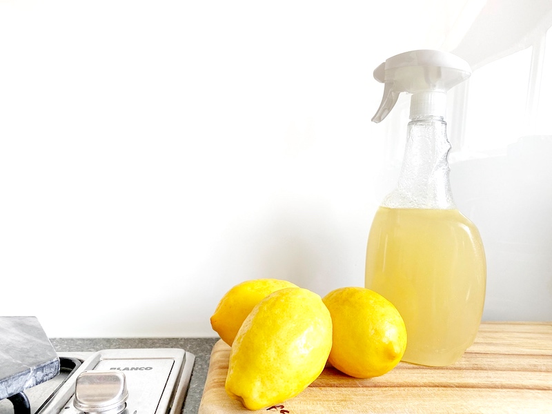 lemon vinegar spray | Easy Natural Disinfectants You Can Make Straight From Your Pantry | natural disinfectant