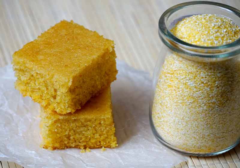 Two appetizing pieces of tasty fresh baked cornmeal cake | the first thanksgiving 1621