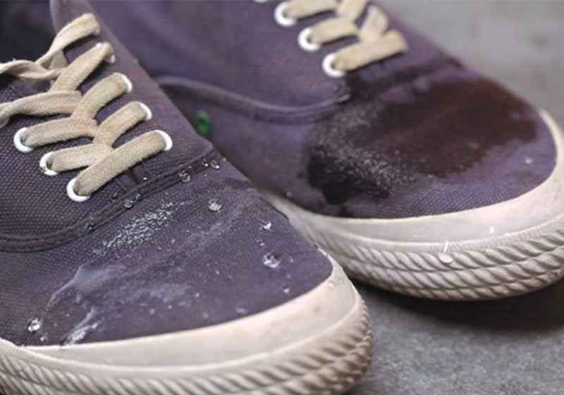 Waterproof Canvas Shoes With Wax | how to stay warm in winter