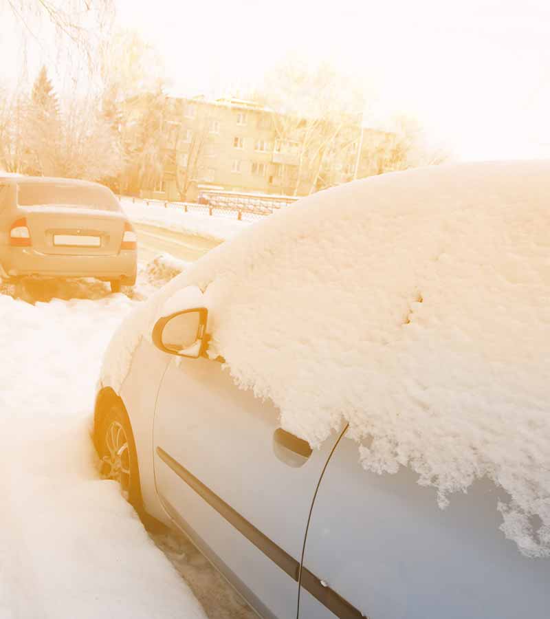 closeup Snow on cars after snowfall | snow hacks