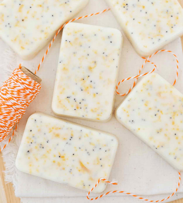 Grapefruit Poppy Seed Goat Milk Soap | Goat Milk Soap Ideas To Soothe The Skin | Homesteading