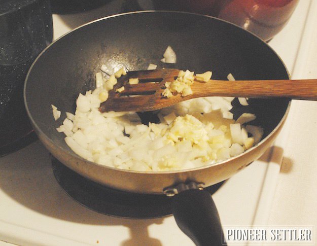 homesteading ideas, homesteading recipes, homesteading skills, leftover turkey recipe, leftover turkey recipes, recipes for leftover turkey, soup recipes, turkey leftover recipes, turkey soup from leftovers