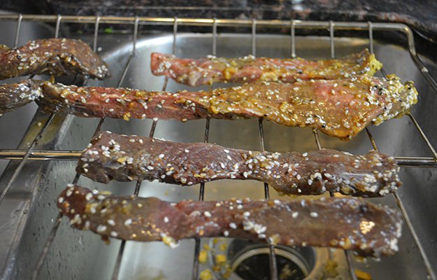Arrange meat | Venison Jerky Recipe