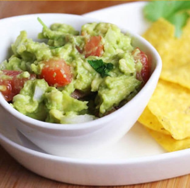 Homemade Guacamole | Avocado Recipes: 13 Delicious Recipes With Avocado Homemade Guacamole | Avocado Recipes: 13 Delicious Recipes With Avocado
