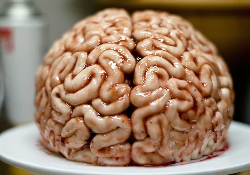 Cake made in the shape of a human brain | halloween dessert ideas