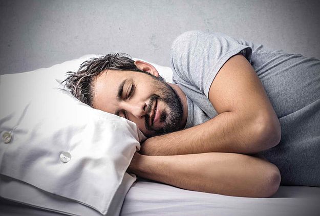 Catch Some ZZZ’s | Men: 5 Easy Tips for Leading a Healthier Life Catch Some ZZZ’s | Men: 5 Easy Tips for Leading a Healthier Life