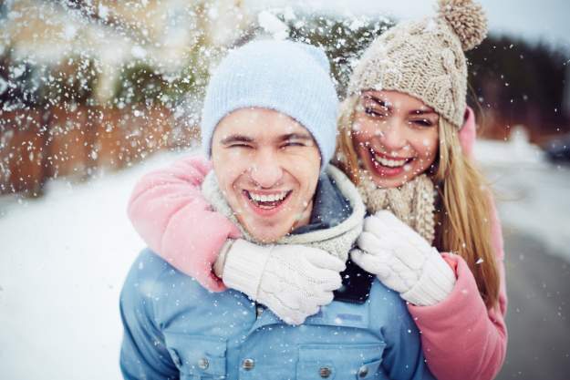Couple In Snow | Happy Valentine's Day In The Country