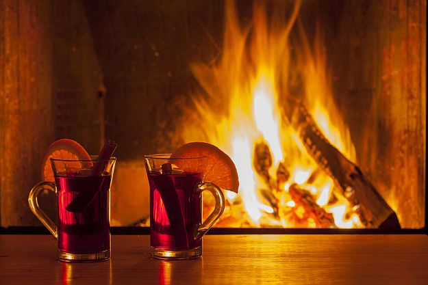 Warm and Fancy Crockpot Drinks You Can Serve This Winter