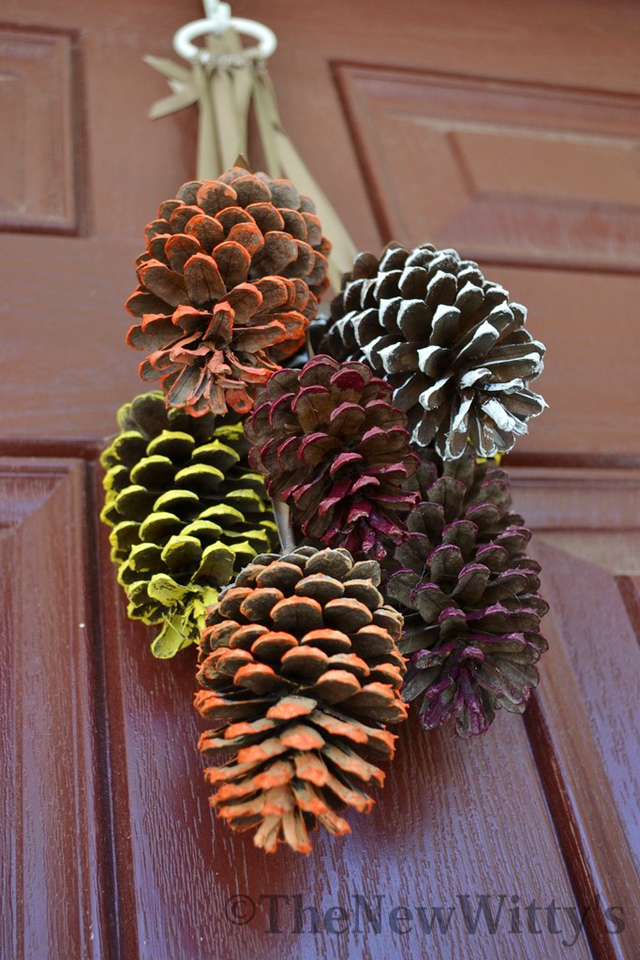 Thanksgiving Outdoor Pine Cone Decor | Creative Thanksgiving Decorations You'll Wish You'd Thought Of First