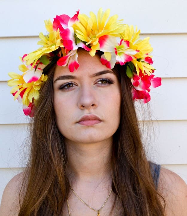 DIY Flower Crown | Fat Tuesday Party Ideas for Mardi Gras DIY Flower Crown | Fat Tuesday Party Ideas for Mardi Gras