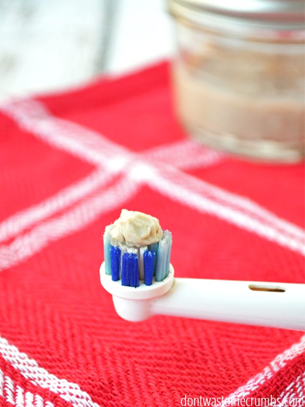 Homemade Toothpaste | 31 Homemade Home Products You Need to Make Now | DIY household products