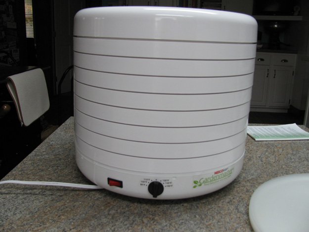 Dehydrator