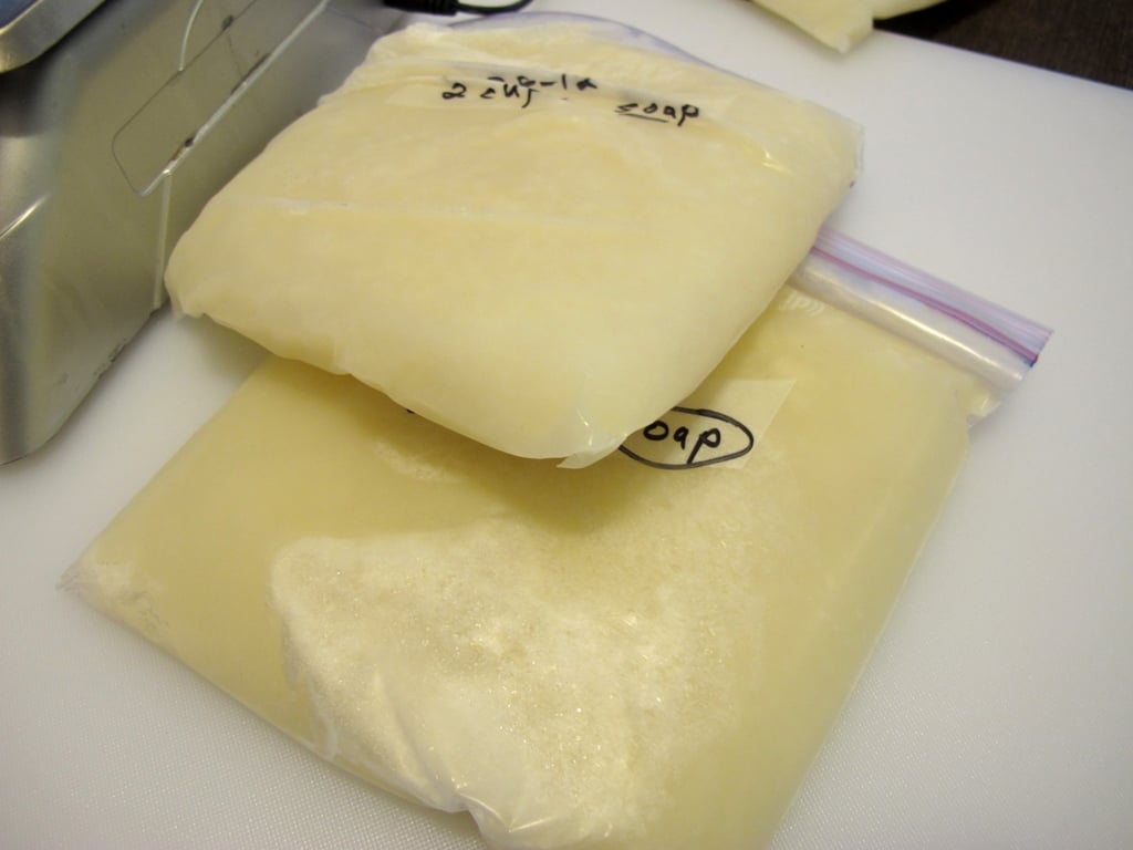 goat milk soap, goats milk soap, goats milk soap recipe, goats milk soap recipe, how to make goat milk soap, making goats milk soap, making goat milk soap at home, easy goats milk soap recipe
