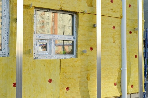 Insulate | How To Save Energy In Winter | Savvy Energy-Saving Tips Insulate | How To Save Energy In Winter | Savvy Energy-Saving Tips