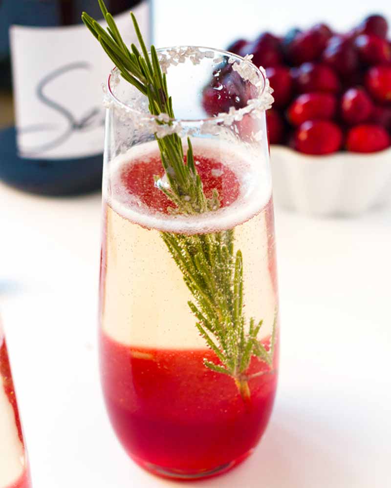 Jolly Holly Cocktail | christmas alcoholic drinks