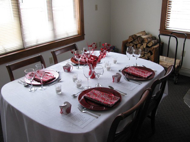 Homesteading Table Decor | 12 Ways To Find Joy This Winter Season