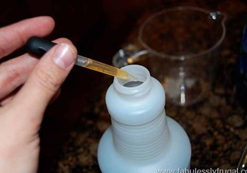 Make Your Own Winter Windshield Washer Fluid | life hacks
