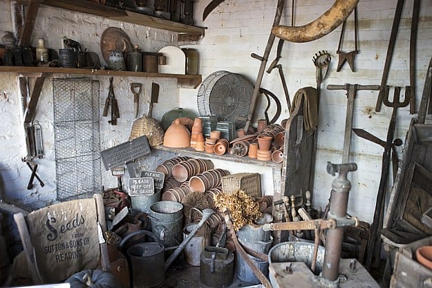Inventory Of Garden Tools And Seeds | Things You Should Be Doing This Fall And Winter Garden Season Inventory Of Garden Tools And Seeds | Things You Should Be Doing This Fall And Winter Garden Season