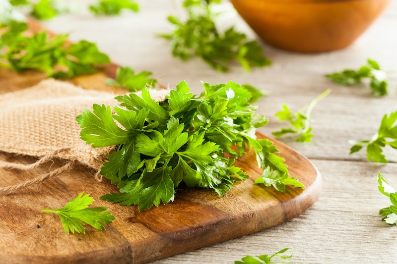 Organic Italian Flat Leaf Parsley Ready to Eat | herbs and spices 