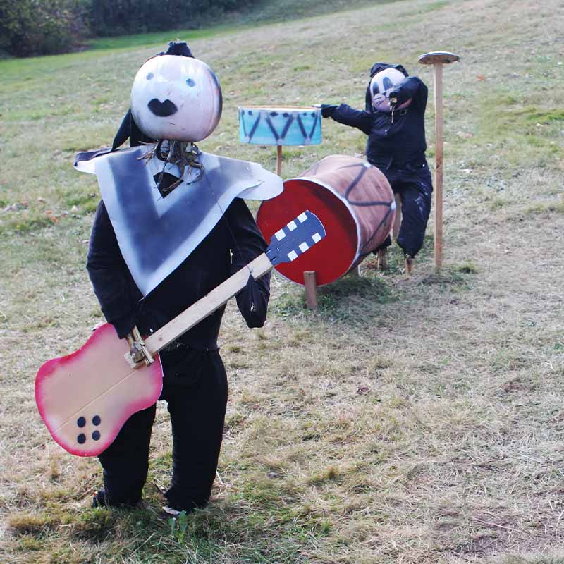 Pumpkin people band | how to make a scarecrow