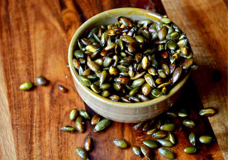 Spicy Pumpkin Seed Popcorn | easy pumpkin recipes