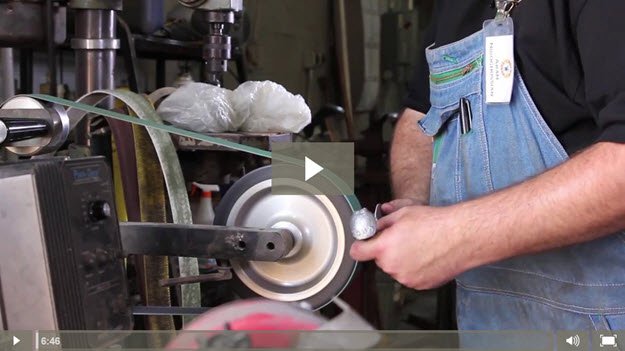 VIDEO How to Make a Railroad Spike Knife - Brushing and Grinding Your Blades