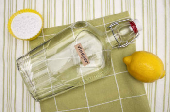 White Vinegar Buttermilk | 5 Easy Homemade Buttermilk Substitute | DIY Ideas White Vinegar Buttermilk | 5 Easy Homemade Buttermilk Substitute | DIY Ideas