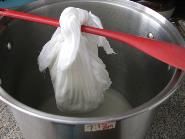 Pressing Cheese 