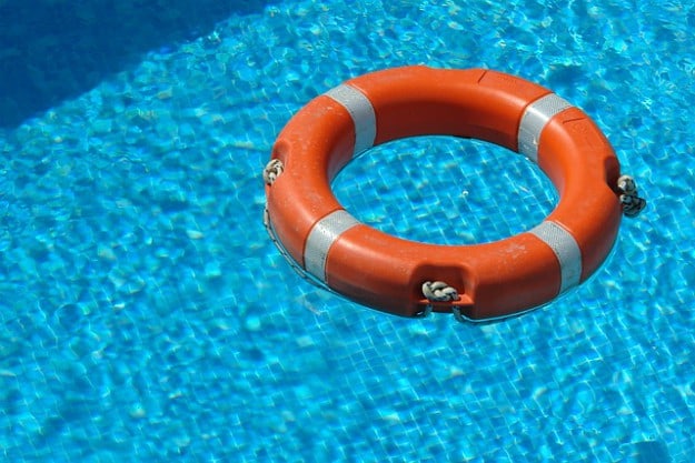 Swimming Pool Maintenance | Borax Uses For Every Household