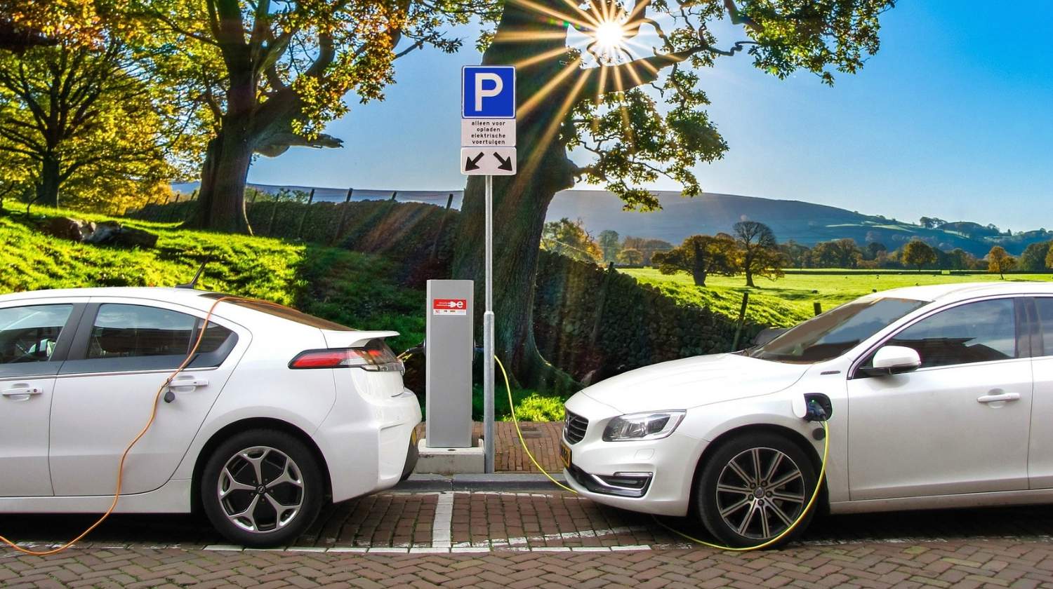 Feature | Car electric hybrid car | Reasons Why Electric Vehicles Are The Future Of Transportation