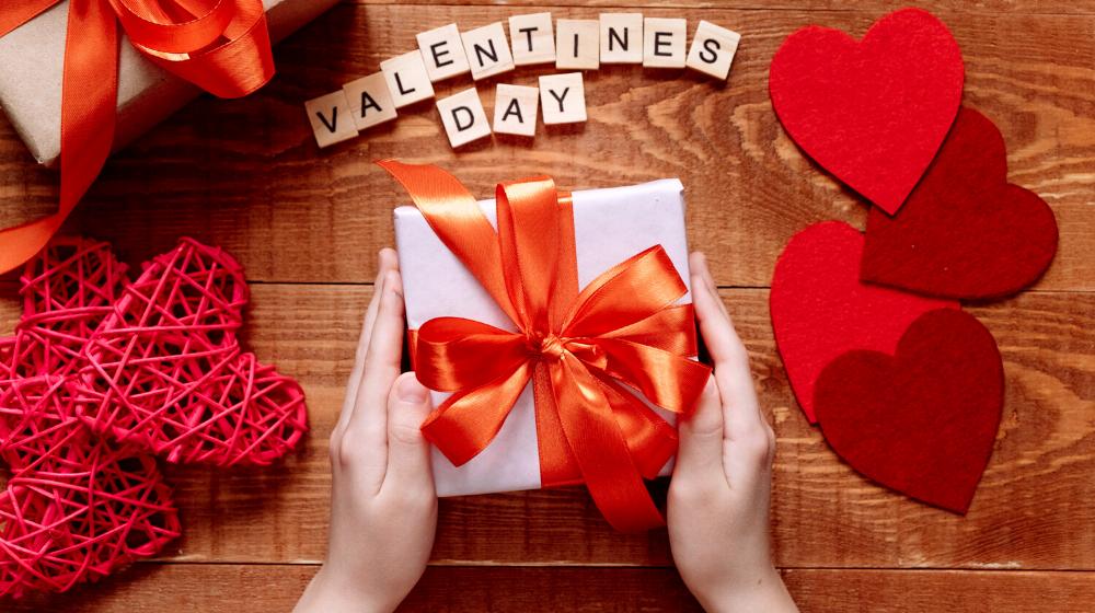 child gives mothers day valentines gift | Creative Valentine’s Day Ideas | Sustainable Crafts For Your Love | featured